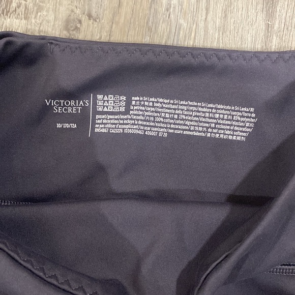 Victoria’s Secret’s Purple/Grey Leggings - Picture 3 of 4